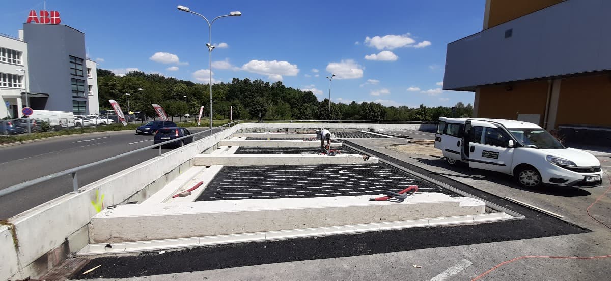 PILLION Wash & Wax Praha – realizace